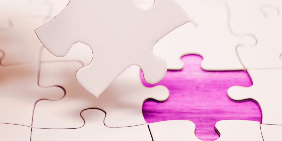 „Niewidzialne błędy”. Nieoczywiste techniki redakcji i korekty&nbsp;tekstów